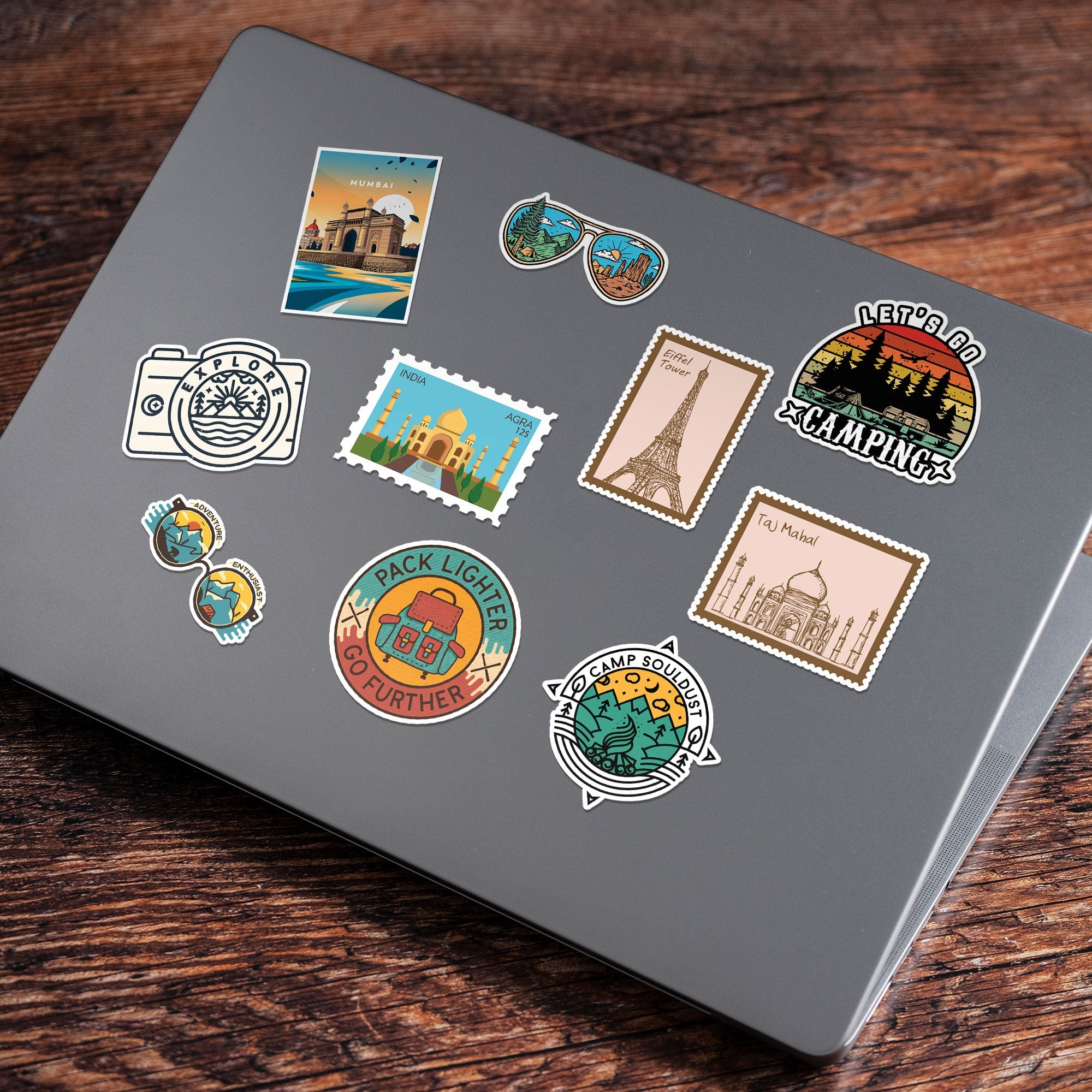 15 Travel Stickers in Pack 3