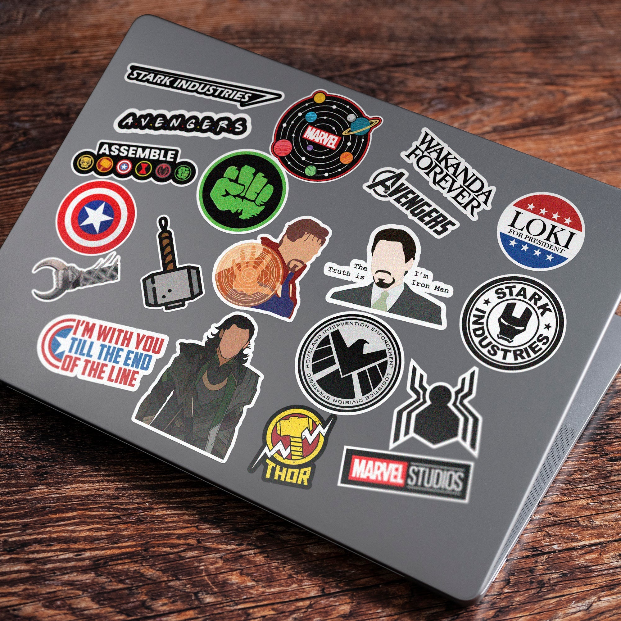 20 Marvel Stickers in Pack 1